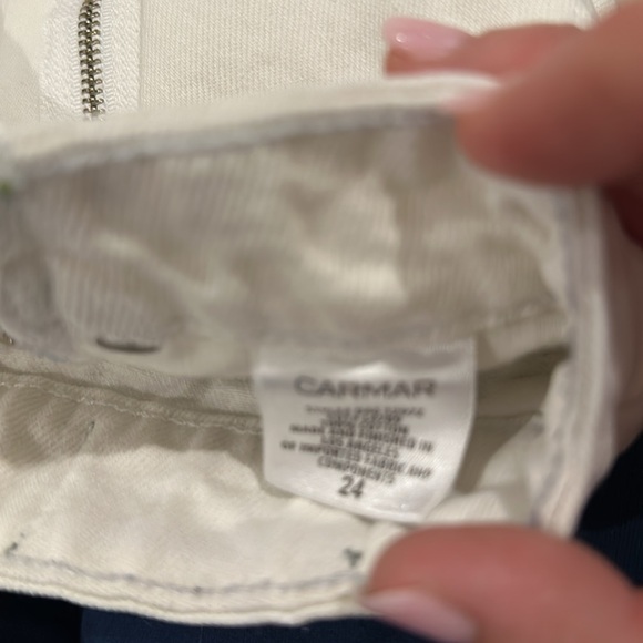 Carmar ladies white denim skirt size 24 zipper accents - Picture 6 of 6